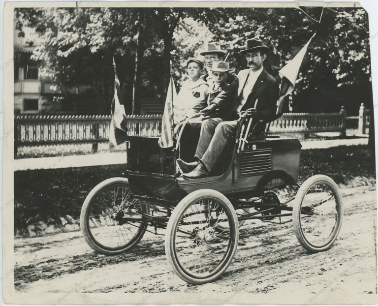 New England Steam Car Press Photo, Milwaukee News Sentinel, Rosenheimer, Elmergreen, Emma Rosenheimer Front